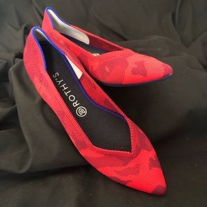Rothy’s Red Camo Point size 11